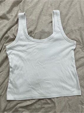 Abercrombie & Fitch White Scoop Neck Tank Top size L